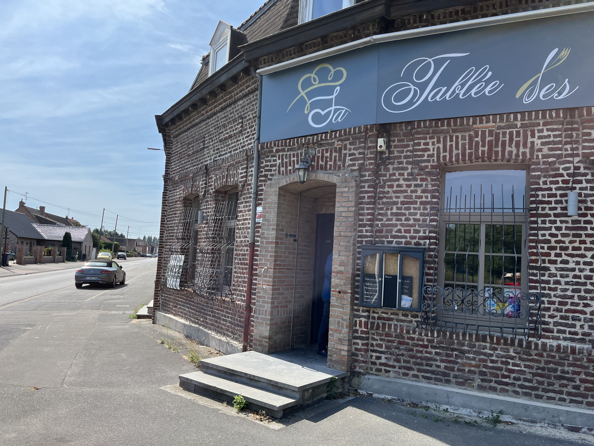 vente-restaurant-salle-de-receptions-bar